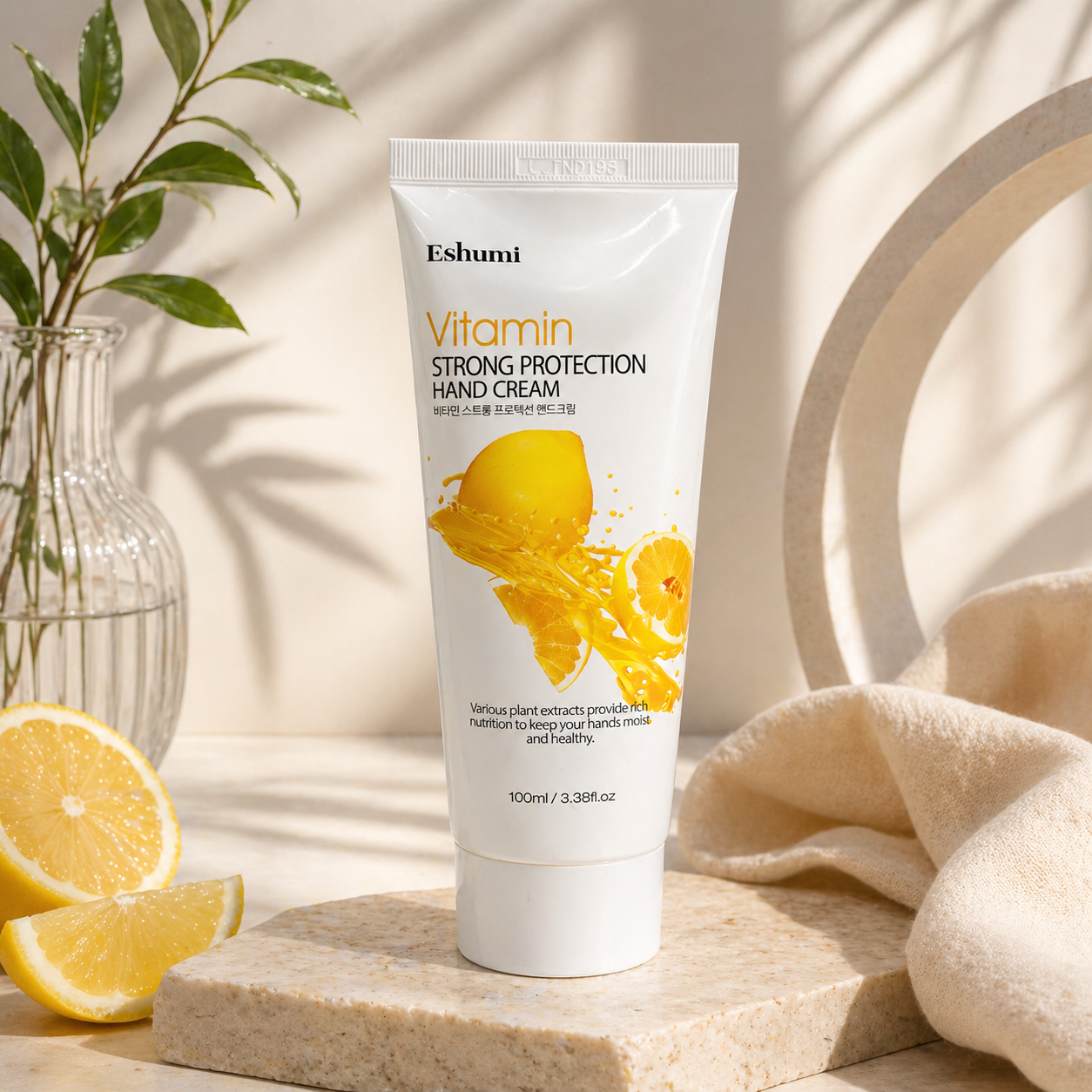 Eshumi - Vitamin Strong Protection Hand Cream